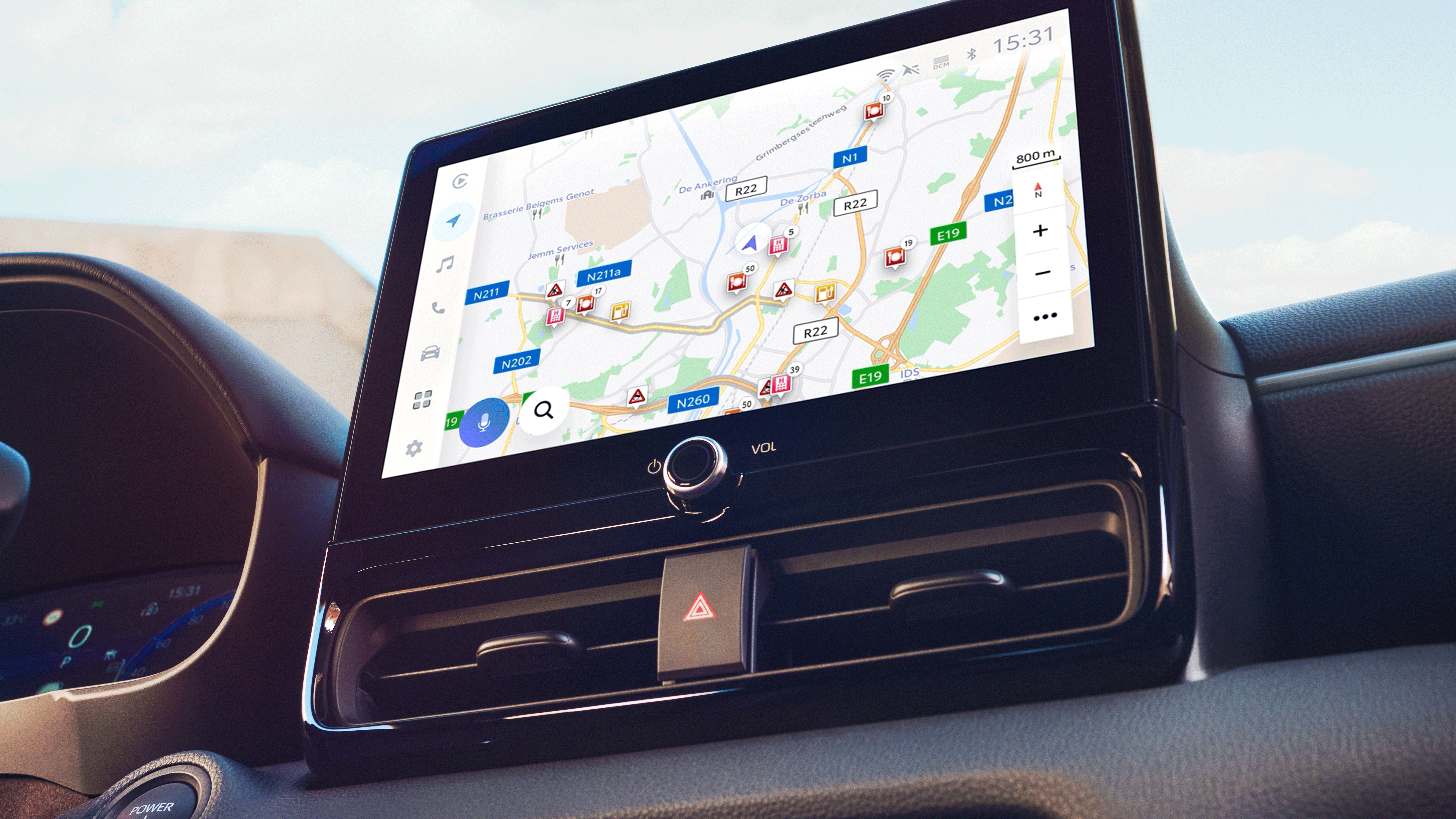 Közeli GIF a 10" multimédiás képernyőről.