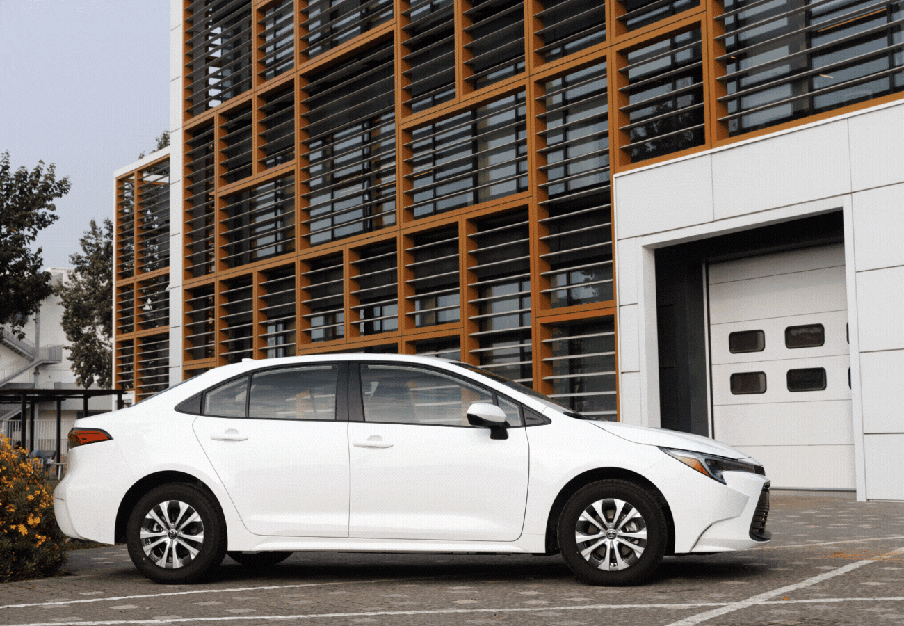 עיצוב חיצוני קורולה סדאן