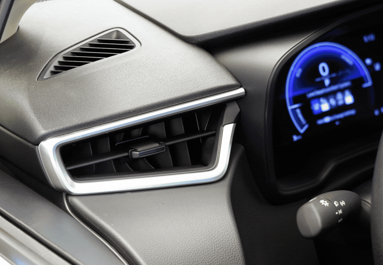 חלל הפנים של טויוטה קורולה סדאן