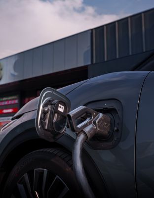 A Toyota bZ4X owner remotely checks their car’s state of charge 