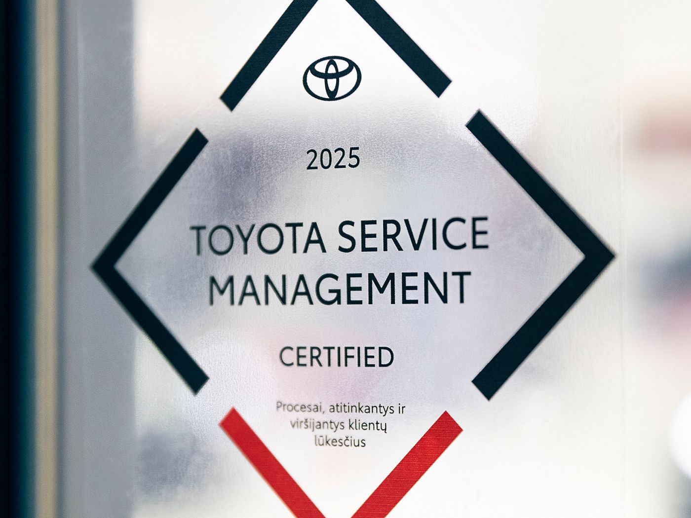 https://scene7.toyota.eu/is/image/toyotaeurope/008-TOYOTA-SERVICE-6u0a8914-LIT:Medium-Landscape?ts=0&resMode=sharp2&op_usm=1.75,0.3,2,0