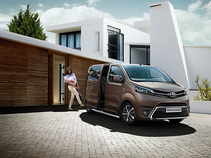 2022 Toyota Proace City Verso im Test - Automagazin