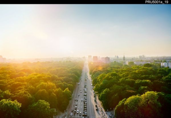 aussicht auf straße in die großstatt