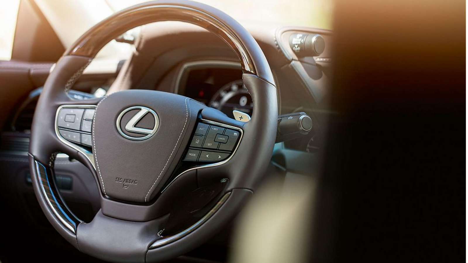 Lexus LS Interieur