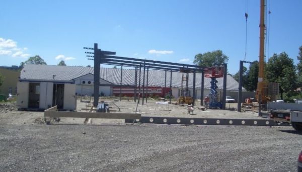 Bild einer Baustelle von dem Autohaus