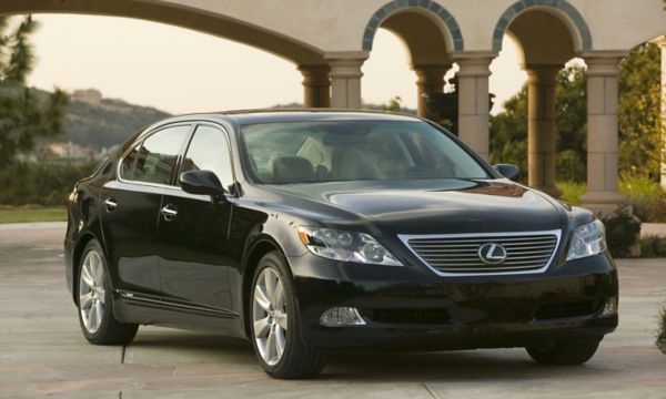 Lexus LS 600H