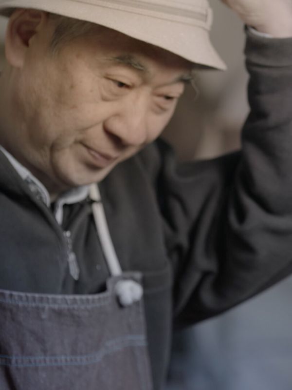 Yoshira Koayashi, Edo Kiriko Glas Handwerksmeister