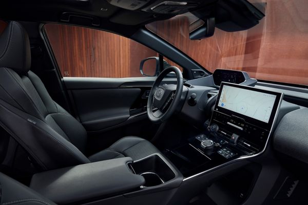 Toyota, bZ4X, interieur, dashboard