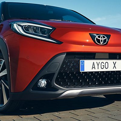 Toyota Aygo X neu bei Lackas Rhein-Ruhr GmbH - Ihre Nummer Eins am  Niederrhein, offizieller Toyota Händler: Angebote, Aktionen und  Fahrzeugkonfigurator