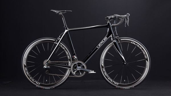 Lexus F Sport Karbonfaser Fahrrad