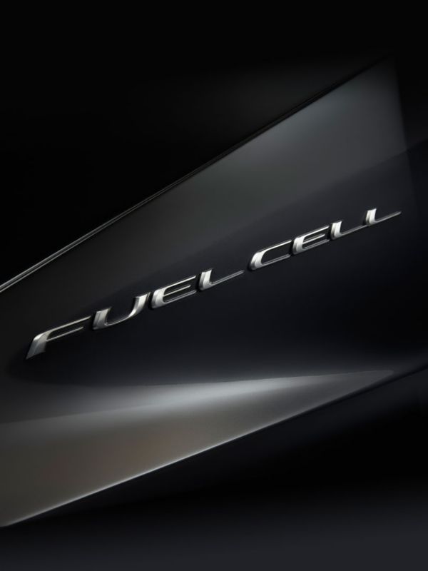 Lexus LF-FC Nahaufnahme des Schriftzugs Fuel Cell