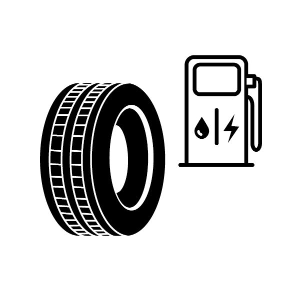 Kraftstoffeffizienz Illustration: Symbolen von Reifen neben einer Zapfsäule in schwarz-weiß