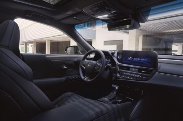 Lexus ES Taxi Innenausstattung und Dashboard