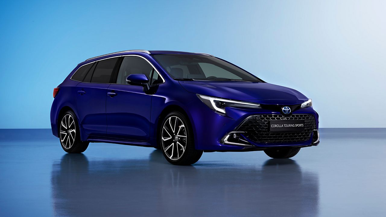 Toyota corolla deals hybrid electric range