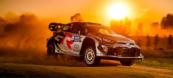 Oliver Solberg szenzációs diadalt aratott debütáns versenyén a TOYOTA GAZOO Racing World Rally Team színeiben az Észt Rallyn