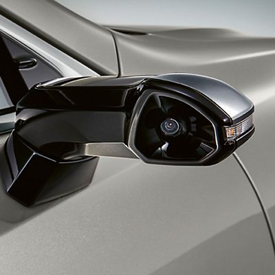 Lexus ES 300h mit digitalen Außenspiegeln, News & Events