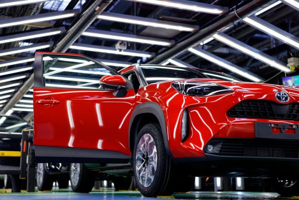 Yaris Cross acheminement usine Toyota