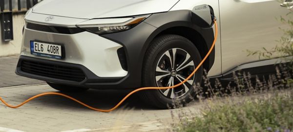 Potvrzeno: Elektromobily mají stejnou životnost jako benzínová auta