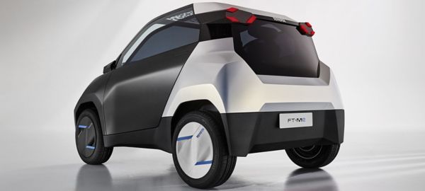 Už stačí jen poloviční parkovací místo: Toyota uvádí mikroauto