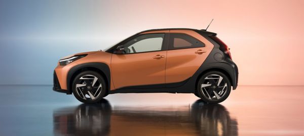 Zábavnější i úspornější: Aygo X poprvé jako hybrid