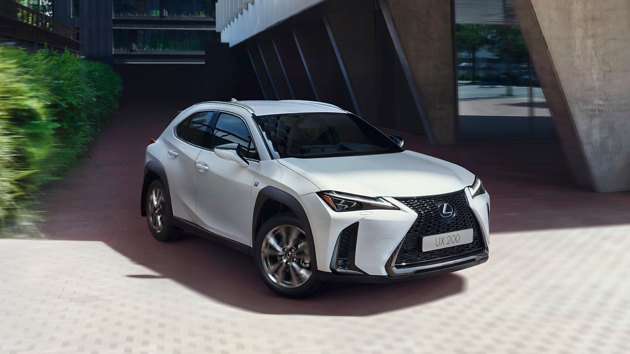 Щетки стеклоочистителя для Lexus UX [ZA10] 10.18→