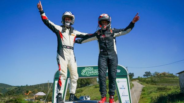 1920x1080 - TGR Caetano Portugal GR Yaris R2_CASINOS_DO_ALGARVE - Vitoria Meeke