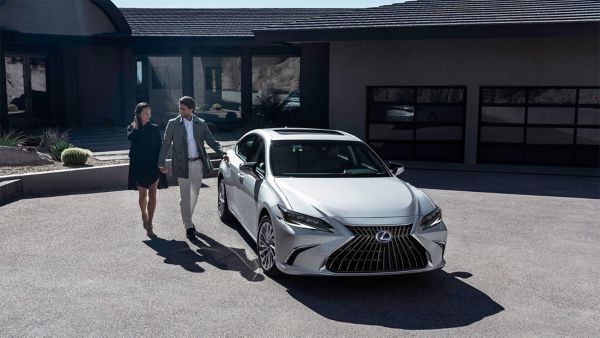  Everyday excellence – perfecting performance in the new lexus ls 