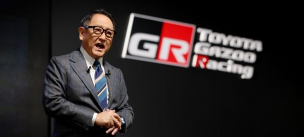 Akio Toyoda nyitotta meg a TOYOTA GAZOO Racing és a Lexus standját a Tokiói Autószalonon 