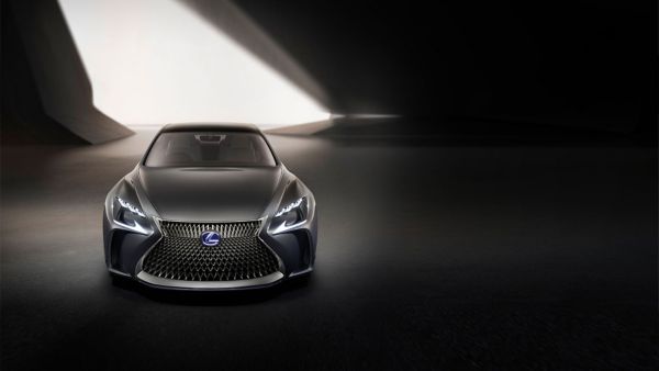Samochód koncepcyjny Lexus LF-FC