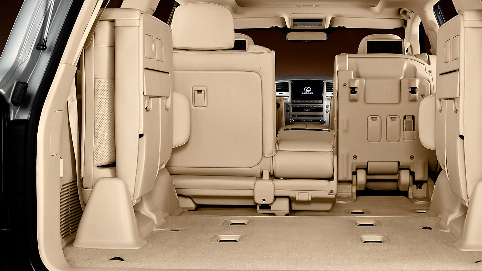 Lexus LX boot