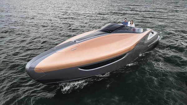 LEXUS ONTHULT SPORT YACHT CONCEPT