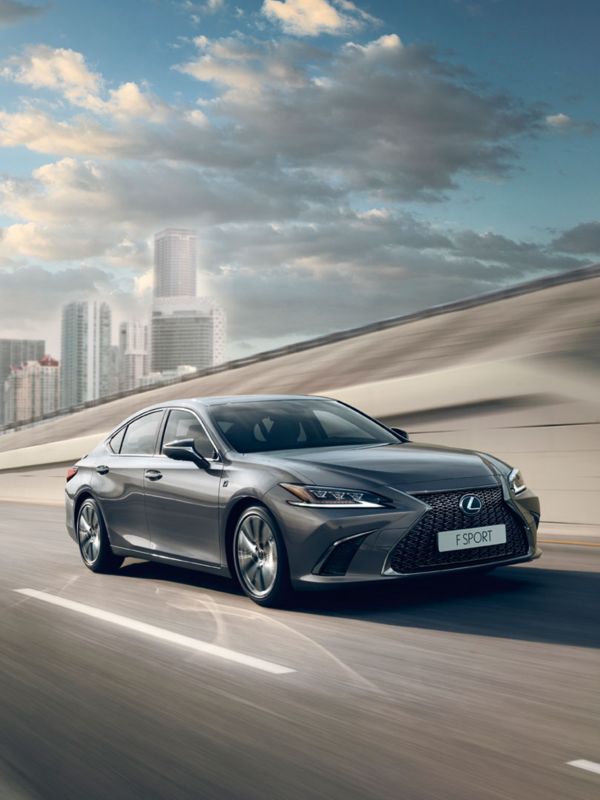 ИЗЦЯЛО НОВИЯТ LEXUS ES: ИЗКЛЮЧИТЕЛНО НИВО НА ПОВЕДЕНИЕ И СЪВЪРШЕНСТВО