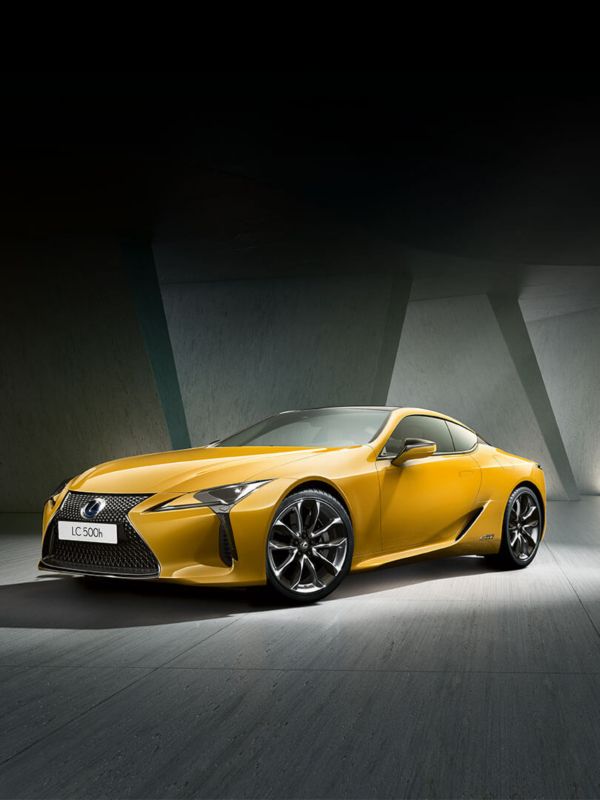 LEXUS ПРЕДСТАВЯ НОВОТО ОСЛЕПИТЕЛНО КУПЕ LC YELLOW EDITION