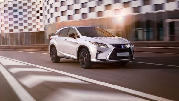 2018-lexus-rx-gallery-exterior-010-1920x1080tcm-3133-1207509