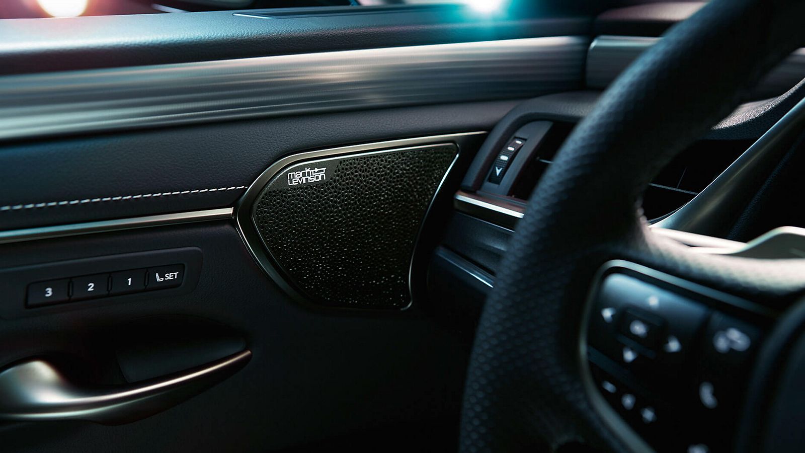 Lexus ES Mark Levinson speaker