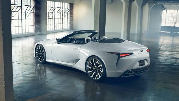 LEXUS НА ЖЕНЕВСКОМ АВТОСАЛОНЕ 2019