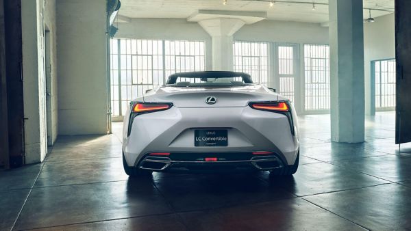 2019 lexus lc convertible gallery 11