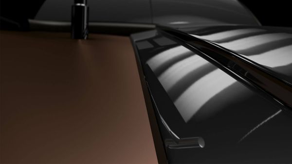 LEXUS LÜKSÜ, LY 650 LÜKS YAT İLE DENİZE İNİYOR