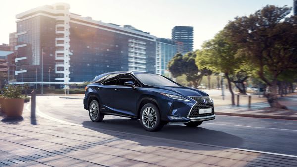 LEXUS OSLAVUJE 30. NAROZENINY VÝROČÍ OD SVÉHO ZALOŽENÍ