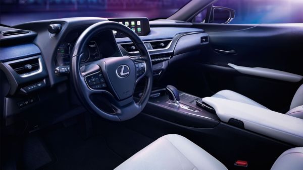 Lexus-тің алғашқы электромобилі — UX 300e-нің әлемдік таныстырылымы