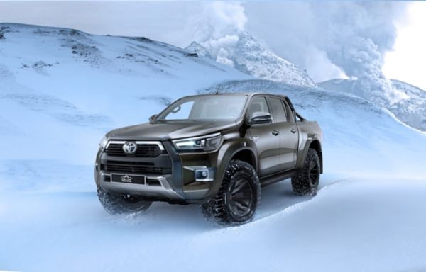 Toyota Hilux AT35 front angle on snow