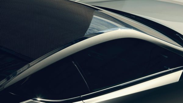 Lexus LC carbon-fibre roof