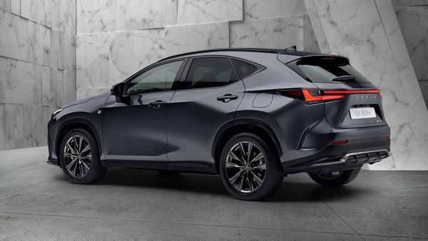 Lexus NX 450+