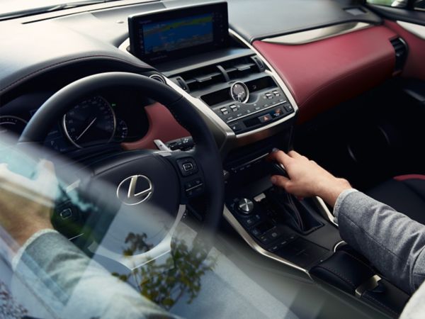 2022-dxp-used-cars-lexus-insurance-1440x1080