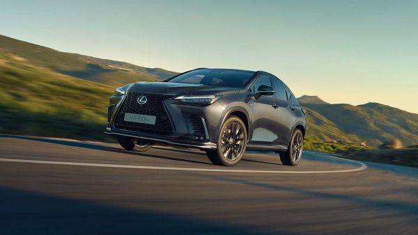 DÉCOUVRIR LEXUS