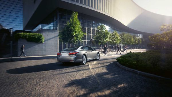 Lexus LS driving around a corner