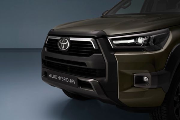 2023-hilux-hybrid-48v-ext-01