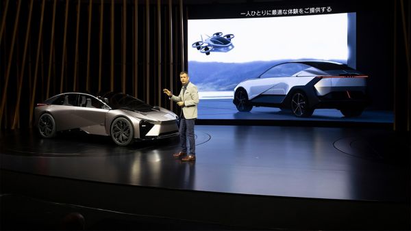 CONCEPT-CARS LEXUS AU JAPAN MOBILITY SHOW