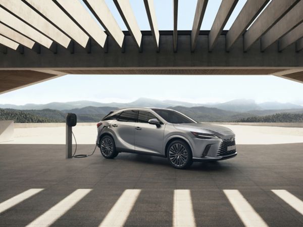 2023-lexus-electrified-all-electric-other-models-plug-in-hybrid-1440x1080