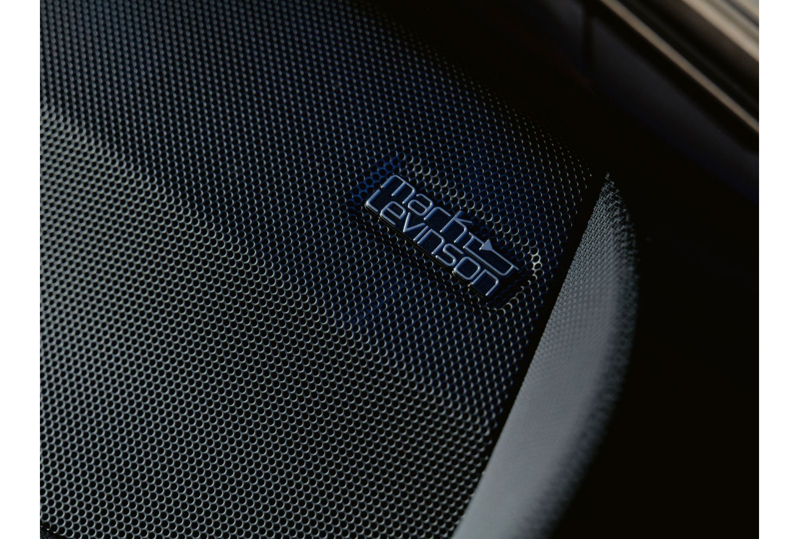 Lexus LBX Mark Levinson sound system detail